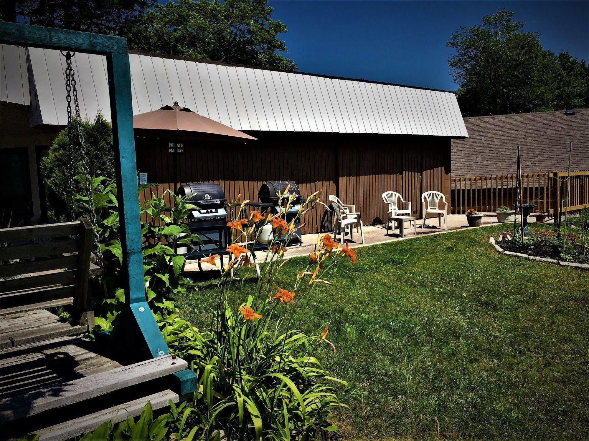 Town & Country Motel Parry Sound Exterior foto
